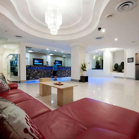 Ramada Resort By Wyndham Golden Beach Caloundra Exteriör bild