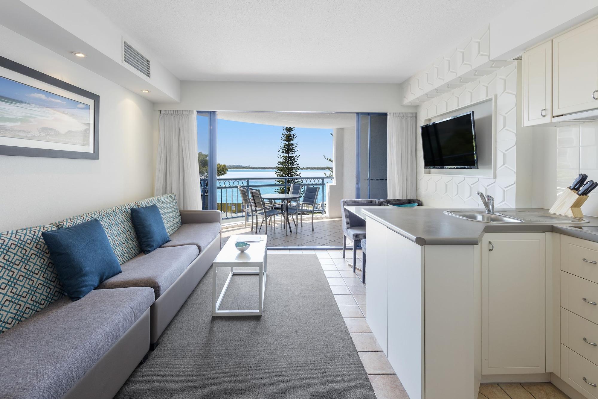 Ramada Resort By Wyndham Golden Beach Caloundra Exteriör bild