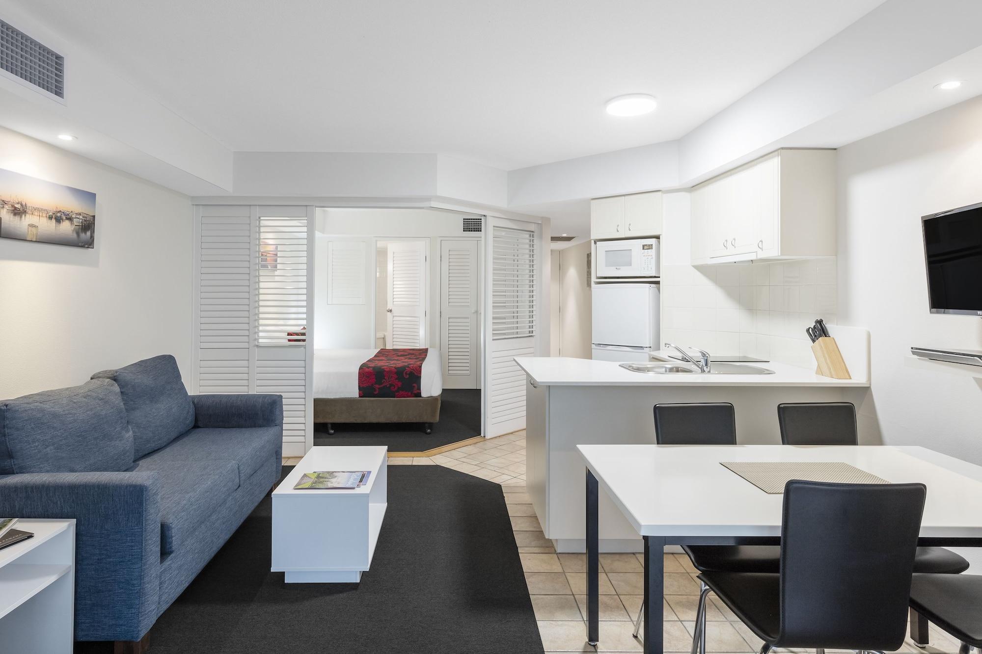Ramada Resort By Wyndham Golden Beach Caloundra Exteriör bild