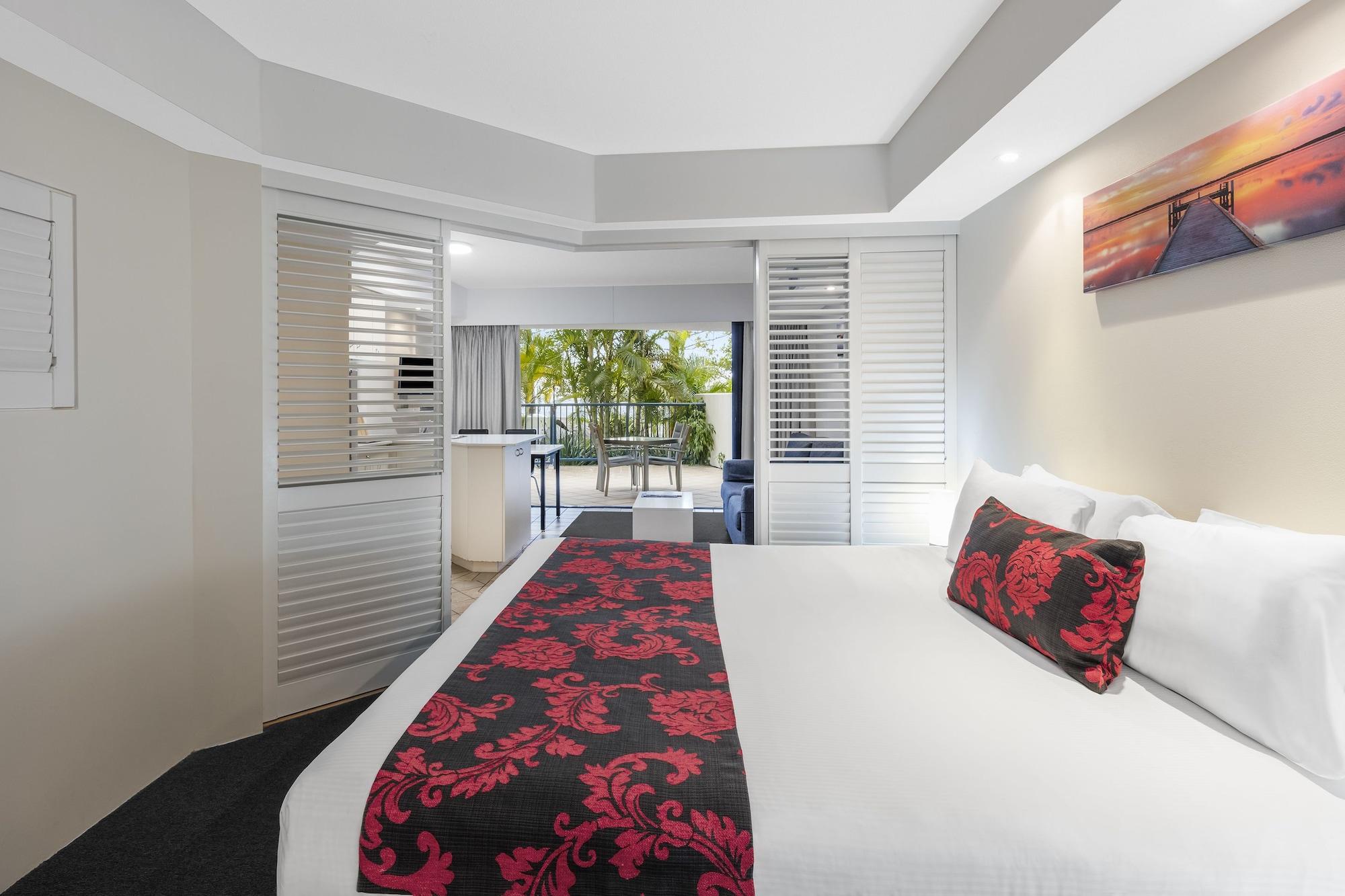 Ramada Resort By Wyndham Golden Beach Caloundra Exteriör bild