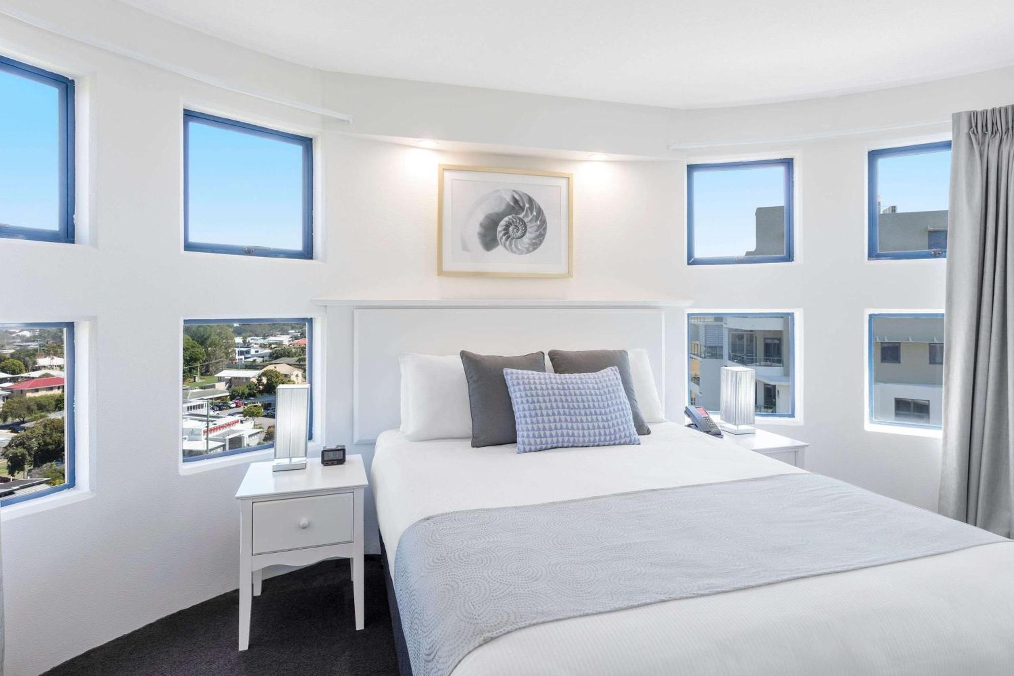 Ramada Resort By Wyndham Golden Beach Caloundra Exteriör bild