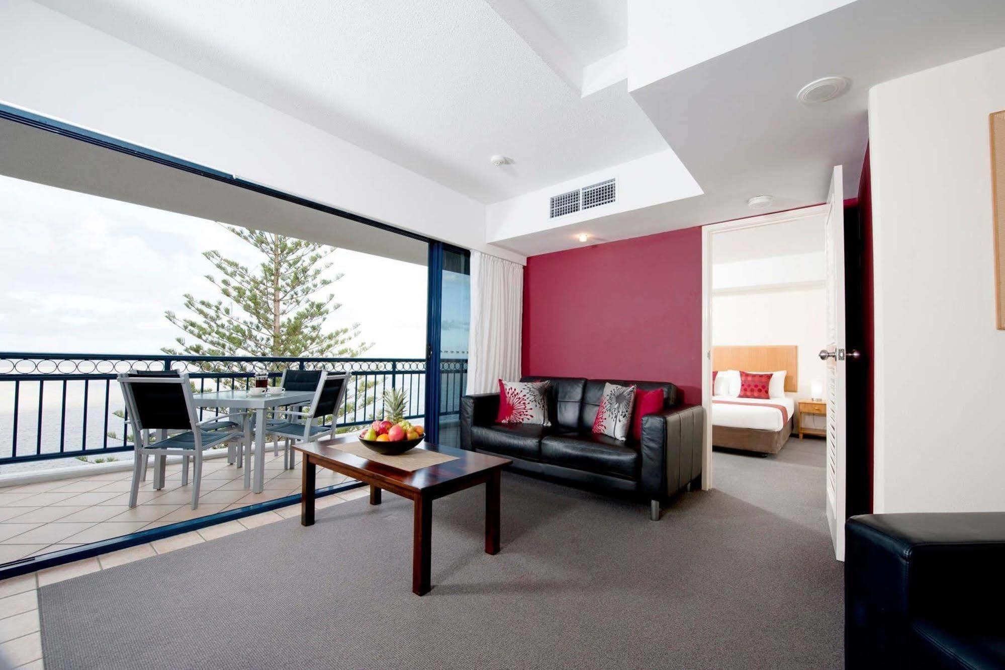 Ramada Resort By Wyndham Golden Beach Caloundra Exteriör bild